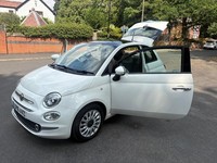 FIAT 500 1.2 LOUNGE £20 ROAD TAX A/C PANORAMIC ROOF BLUETOOTH PARKING SENSORS