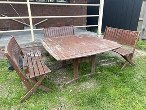 Free outdoor setting table and chairs | Outdoor Dining Furniture