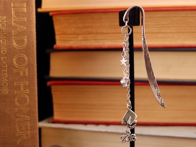 Grad 2018 Bowed Scroll Bookmark Tibetan Silver Grad Cap, 2018, Star & Swarovski