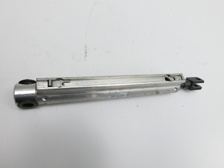 Mercedes E350 A207 10-13 Cabrio Hydraulikzylinder für Verdeck Hinten Links Mercedes E350 A207 10-13 17.03.2010... Vorschau 2