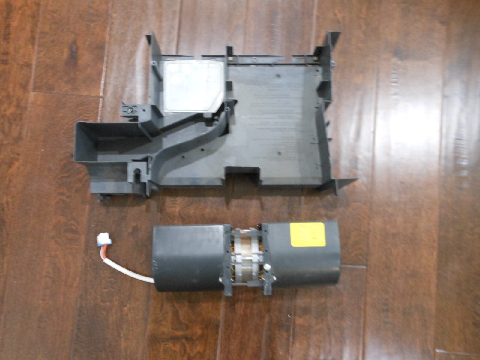 GE Microwave Oven Vent Motor WB26X10234 w/ Duct Upper & Lamp GE JVM1750SP2SS