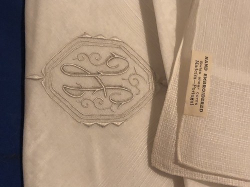 12 VINTAGE Variety WHITE LINEN NAPKINS MONOGRAMMED With An H Portugal And China
