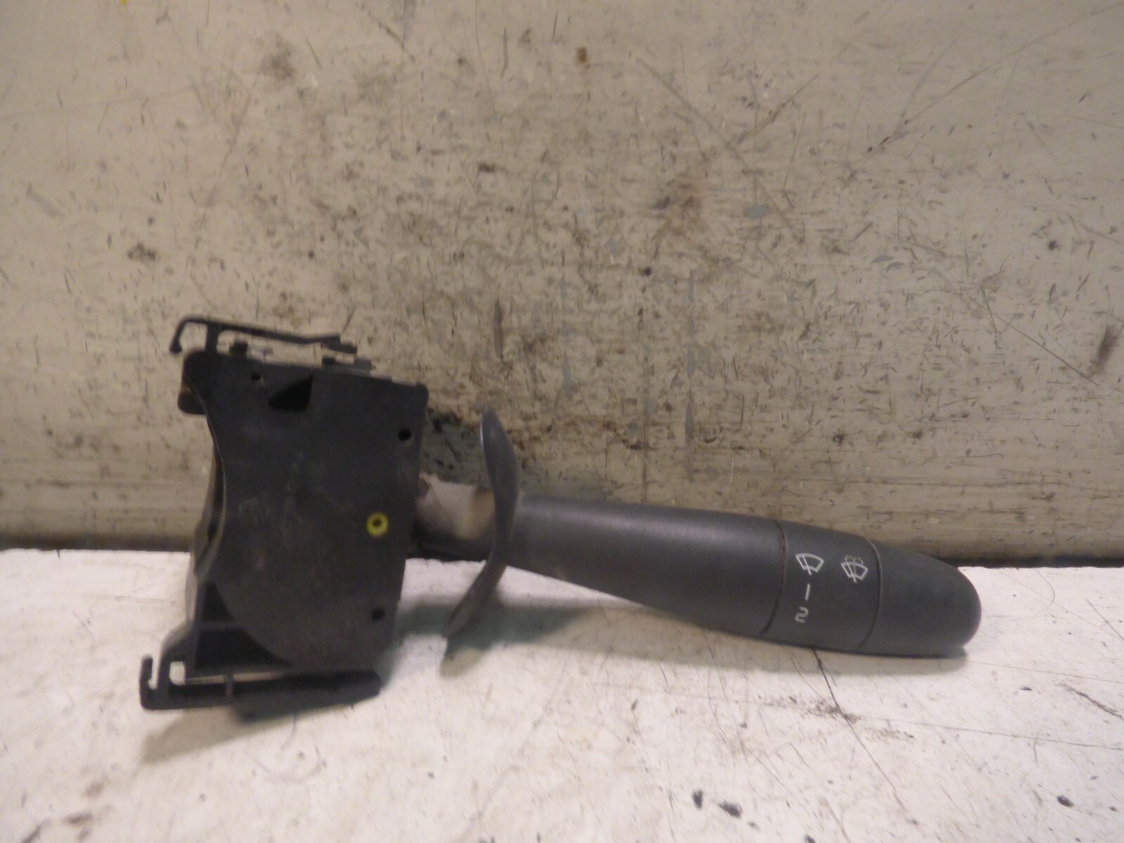 Devio Luci destro RENAULT TRAFIC II 2006 8200070265