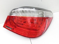 BMW E60 525i LCI 07-10 Lim Rückleuchte Rücklicht Heckleuchte Rechts orig BL Weiß BMW E60 525i LCI 07-10 06.10.2008... Vorschau 1
