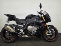 BMW S 1000 R SPORT ** RIDER MODES - QUICKSHIFTER - AKRAPOVIC EXHAUST **