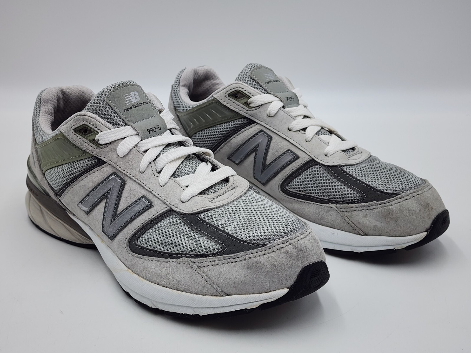 New Balance 990 V5 Men's Size 5.5 Gray White Sneakers Shoes
