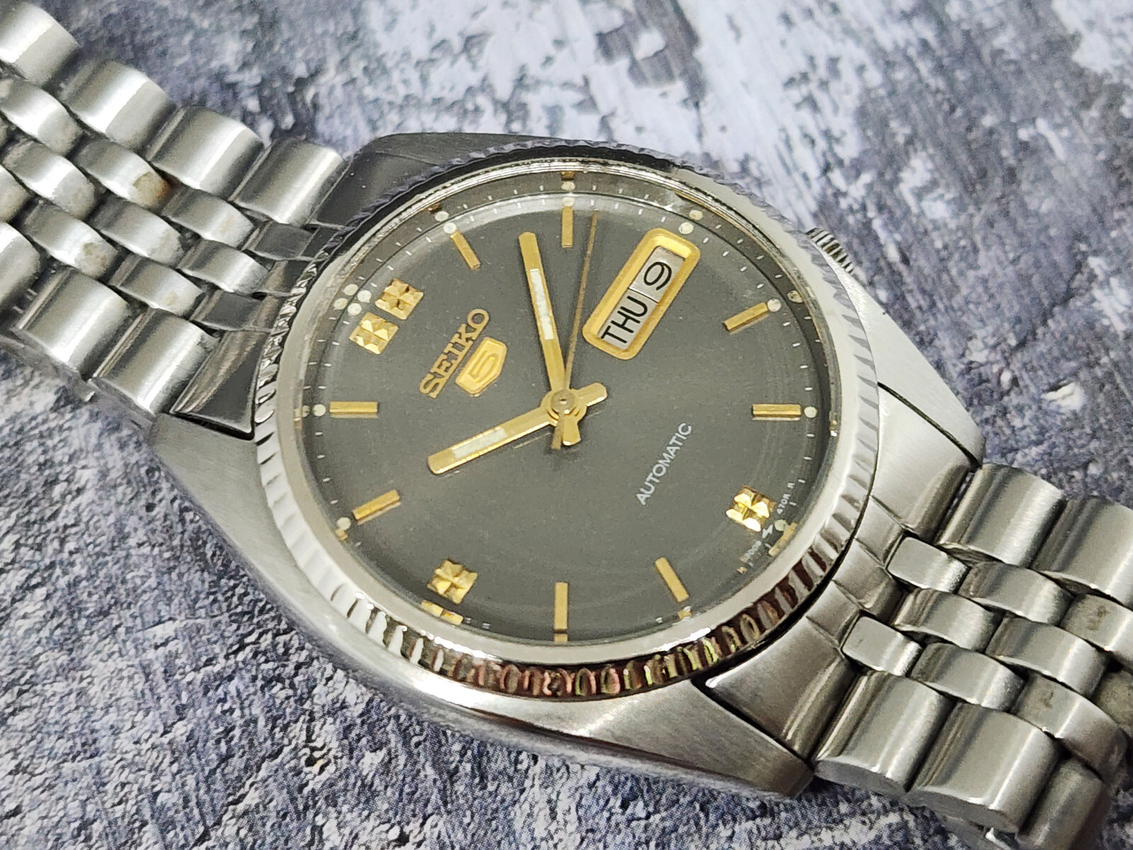 SEIKO5 7009-3110 フルーテッドピラミッドジュビリー