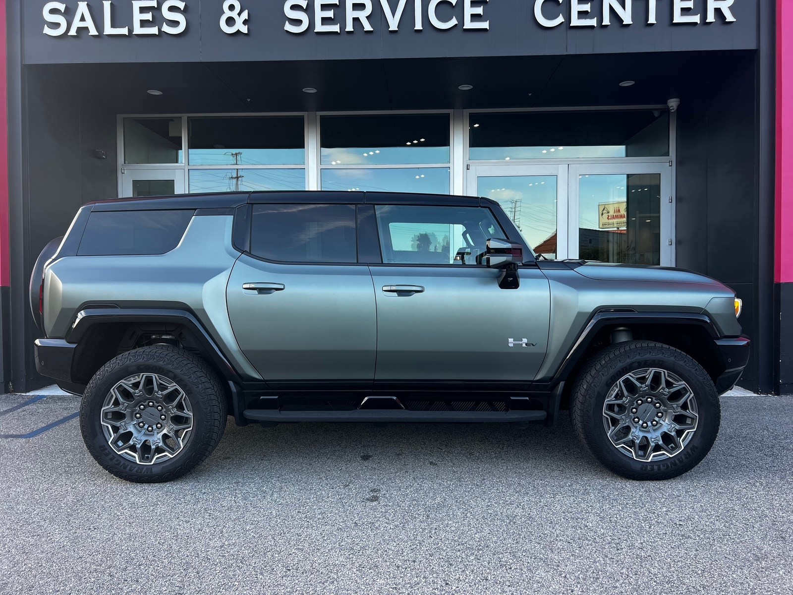 2024 GMC HUMMER EV SUV, MATTE GREEN with 2650 Miles available now!