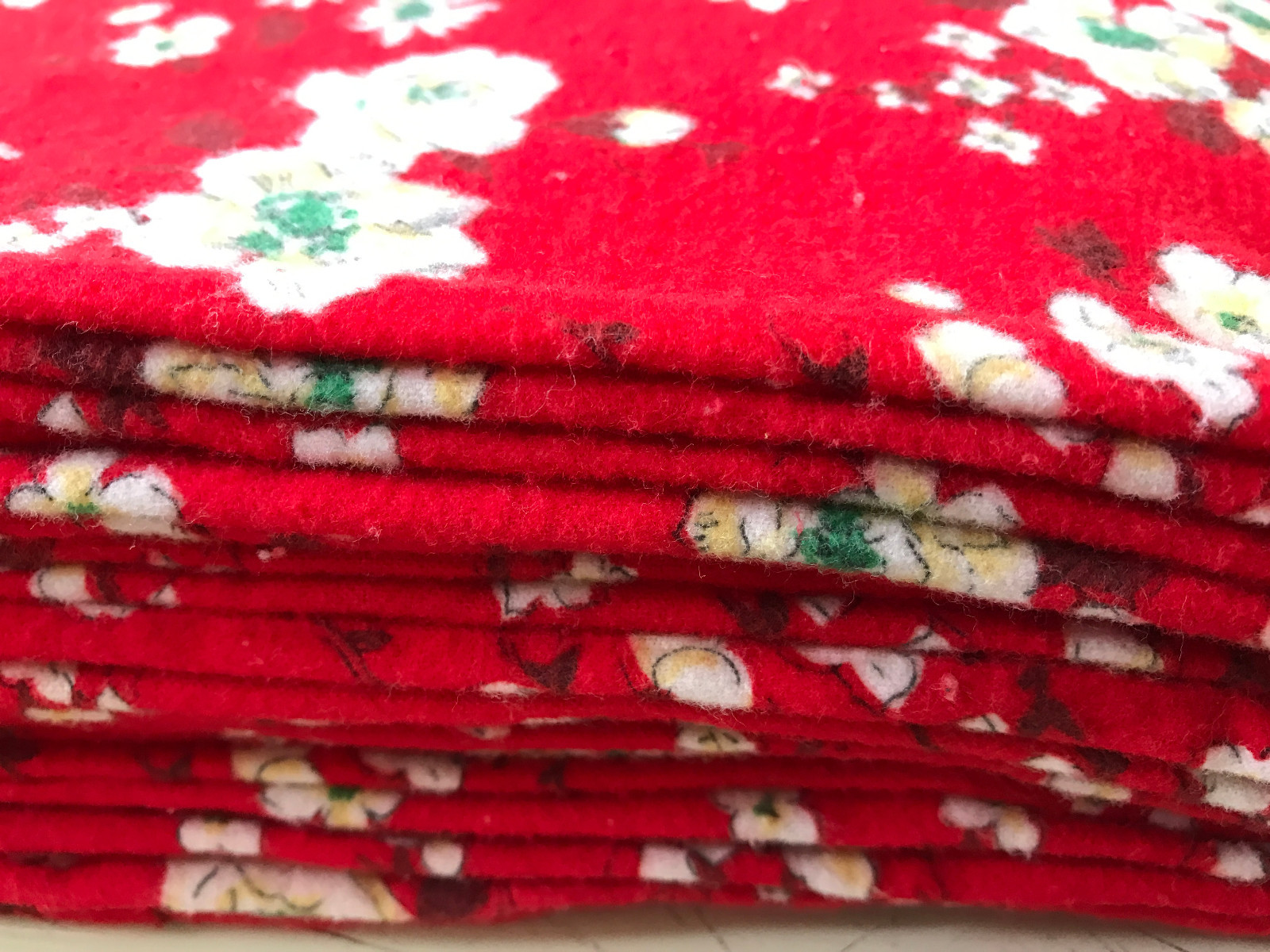 Vintage Red Flannel Yellow White Roses 8yds x 35