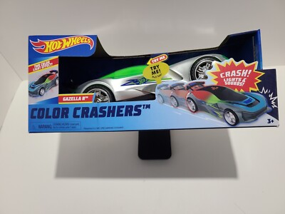 Hot Wheels Color Crashers. Gazella R. 10'' Two Color Light Effects And Sound.