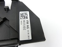 Audi A4 8W B9 19-24 Kombi Klemme für Batterie Batteriestützpunkt Sicherungen Audi A4 8W B9 19-24 18.12.2015... Vorschau 4