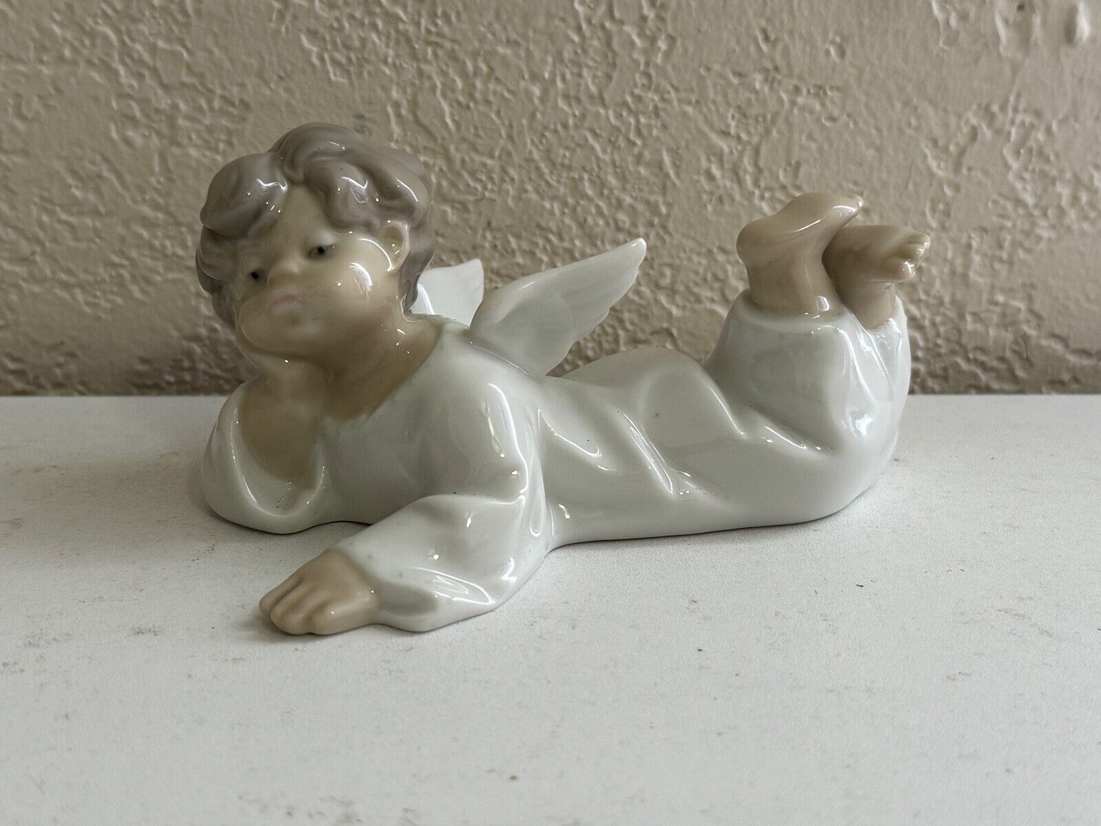 Lladro Porcelain Figurine 4541 Recling / Lying Angel | eBay Lladro Porcelain Figurine 4541 Recling / Lying Angel | eBay