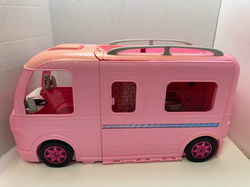 2016 Mattel Barbie Pink Dream Camper Van Expanding RV Motorhome