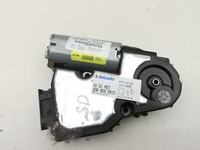 VW Phaeton 3D 01-07 Schiebedachmotor VW Phaeton 3D 01-07 12.07.2006 3D5877041M 3D5877041MMXF gebraucht Vorschau 1