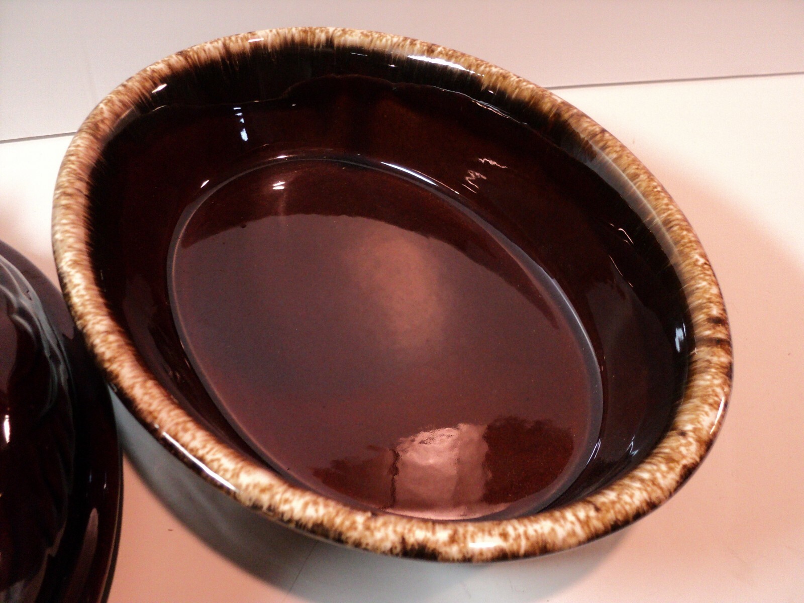 Vintage Hall USA, Brown Drip Duck Dish. Overnproof. Heavy, NICE