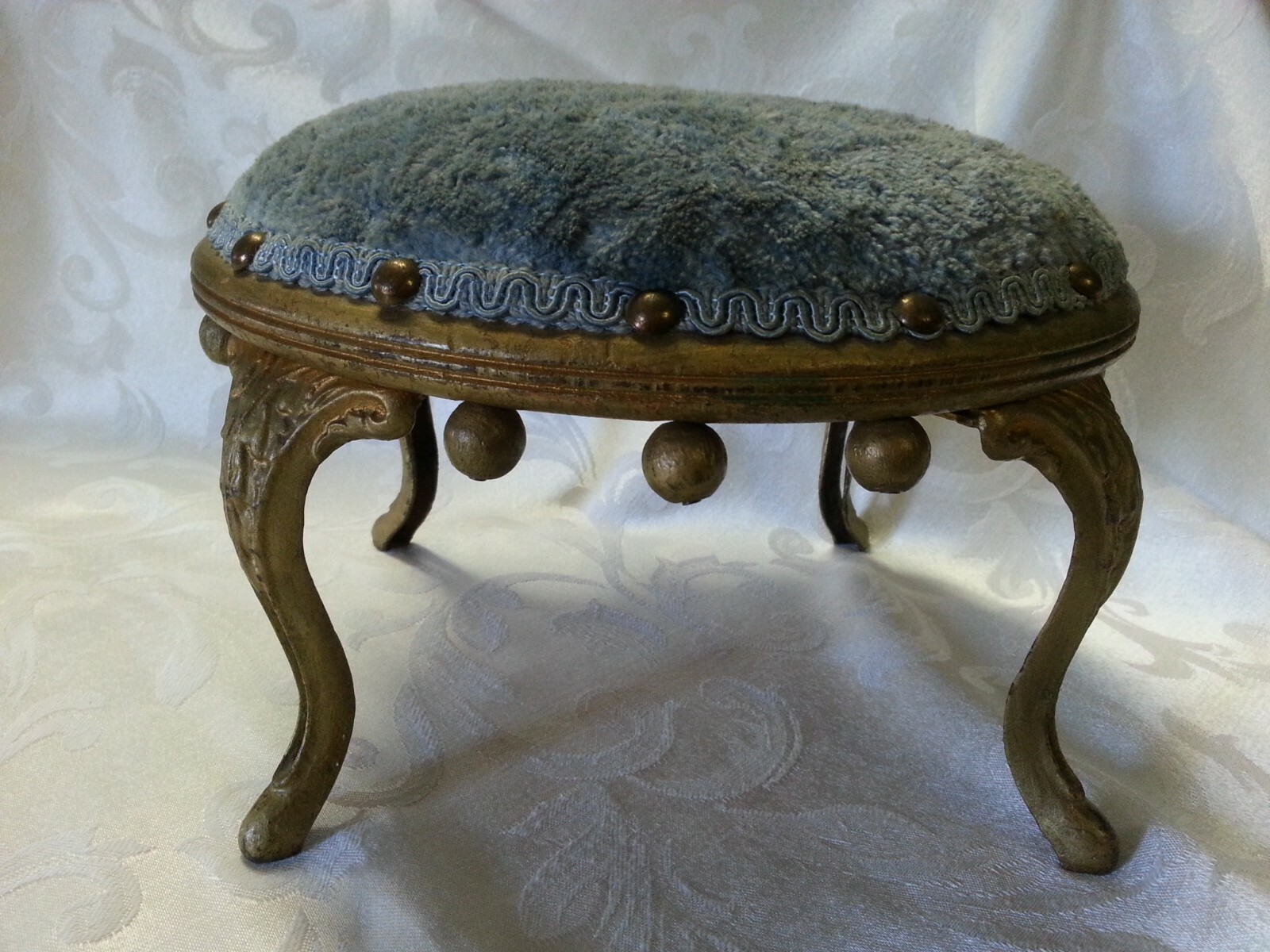 Vintage Small Round Cast Iron Legs Foot Stool