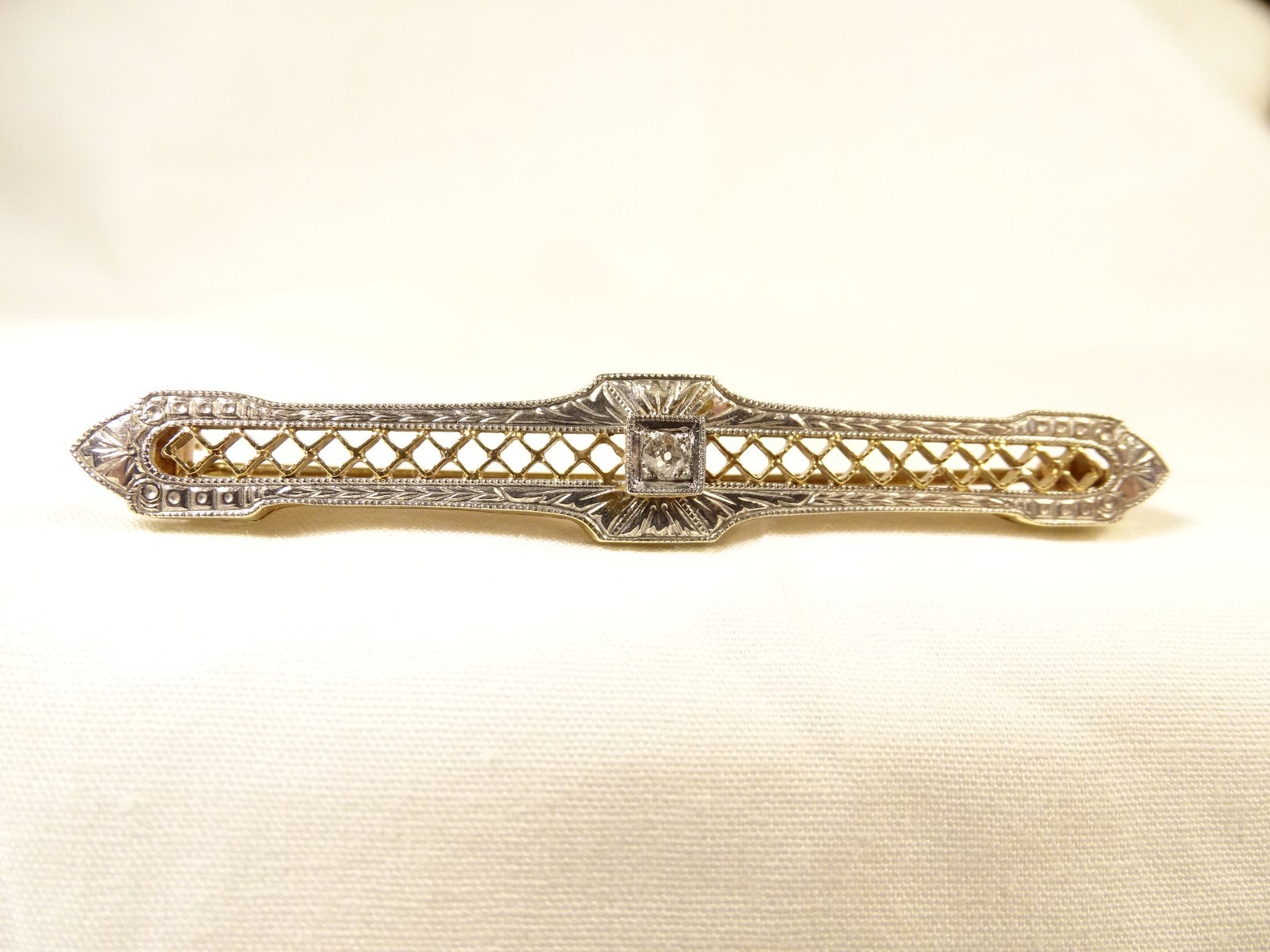 Antique Beautiful 14 K Gold Old European Cut Diamond Art Deco Wide Pin Brooch