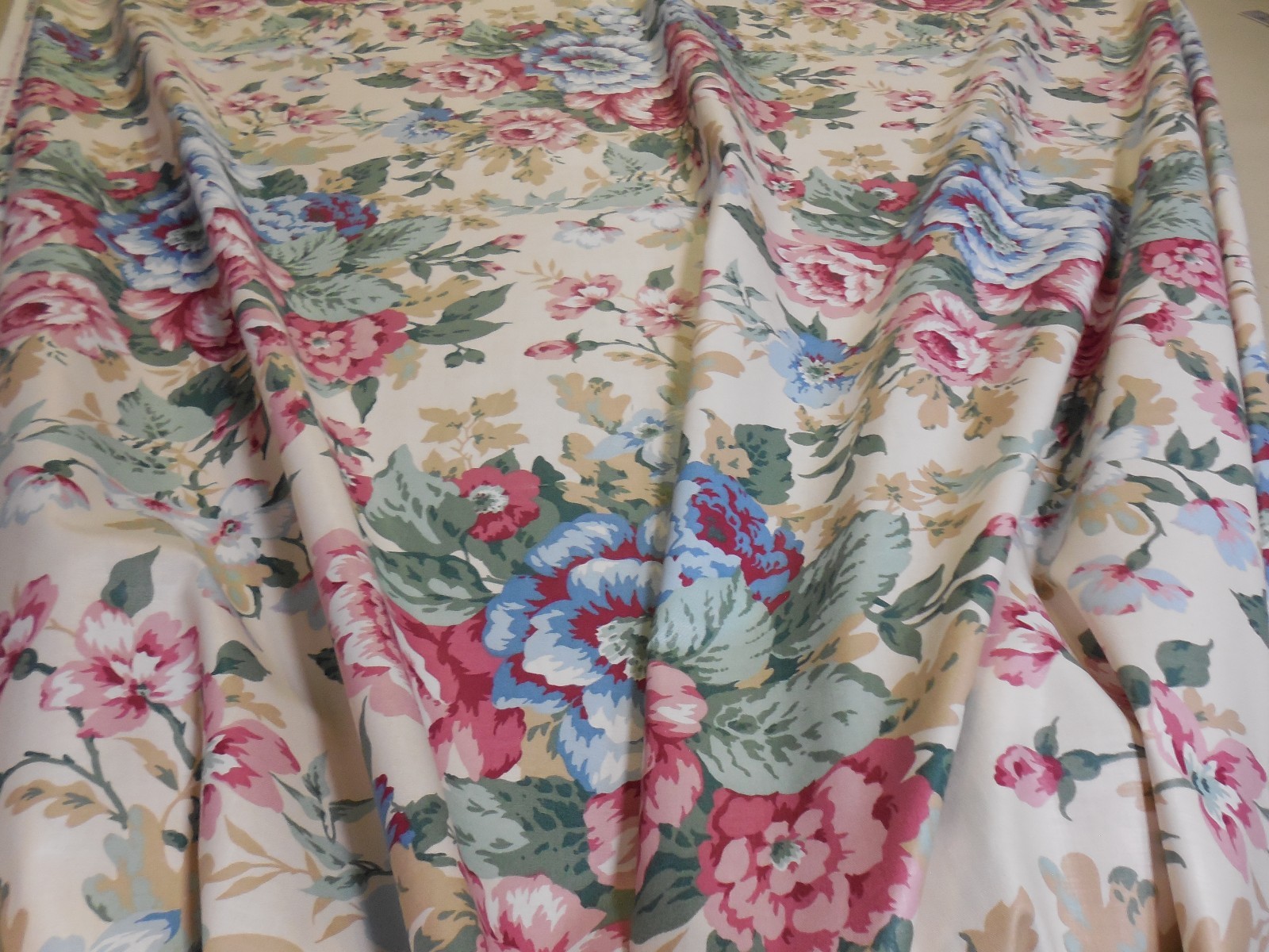 9 yards fabric 100 % cotton 54 