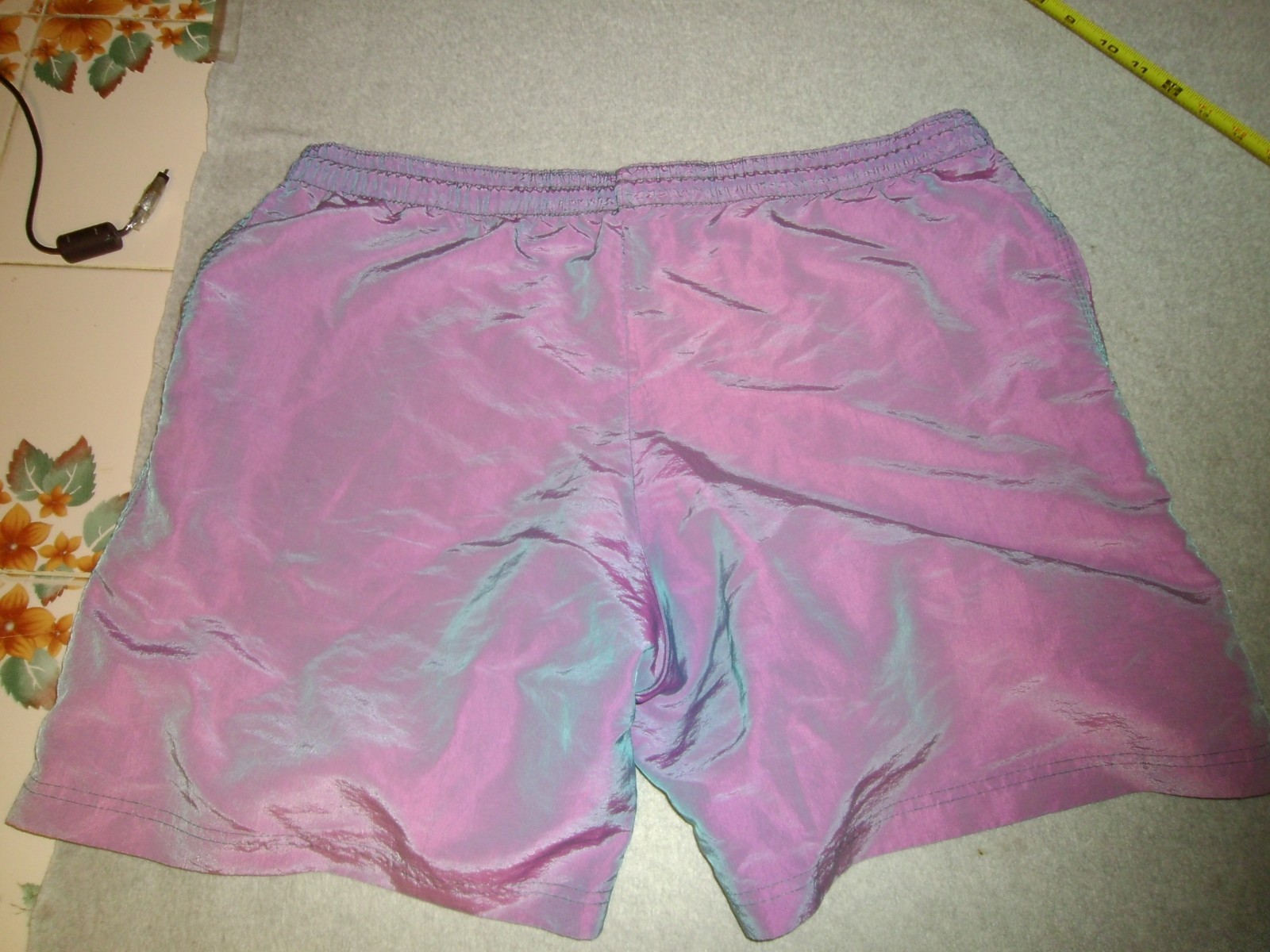 VINTAGE 1980's 90's SURF STYLE PURPLE SHORTS L IRIDESCENT INTERPLANETARY USA