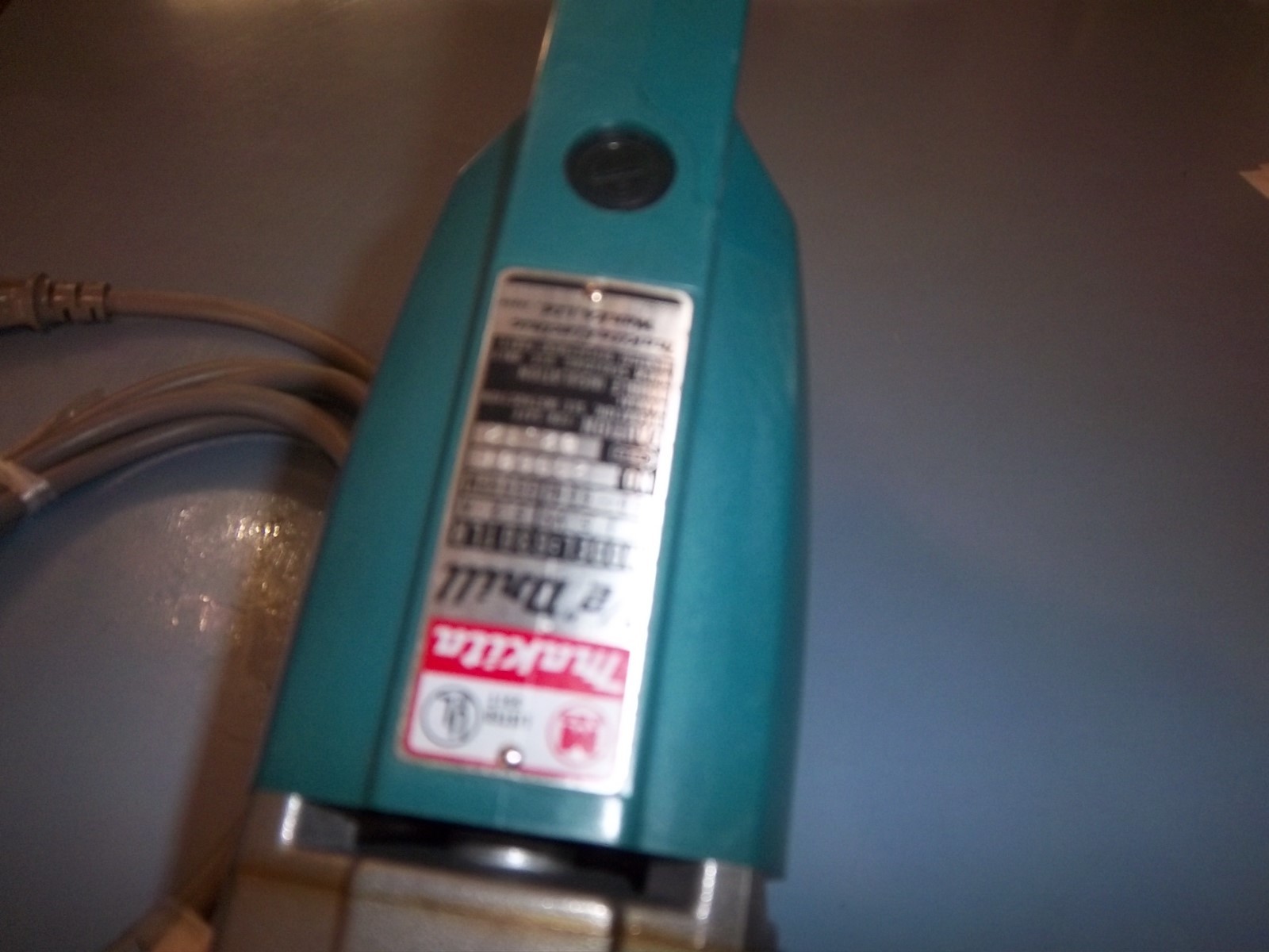 MAKITA 1/2 DRILL NEW DISPLAY MODEL NO CHUCK KEY 6301LR
