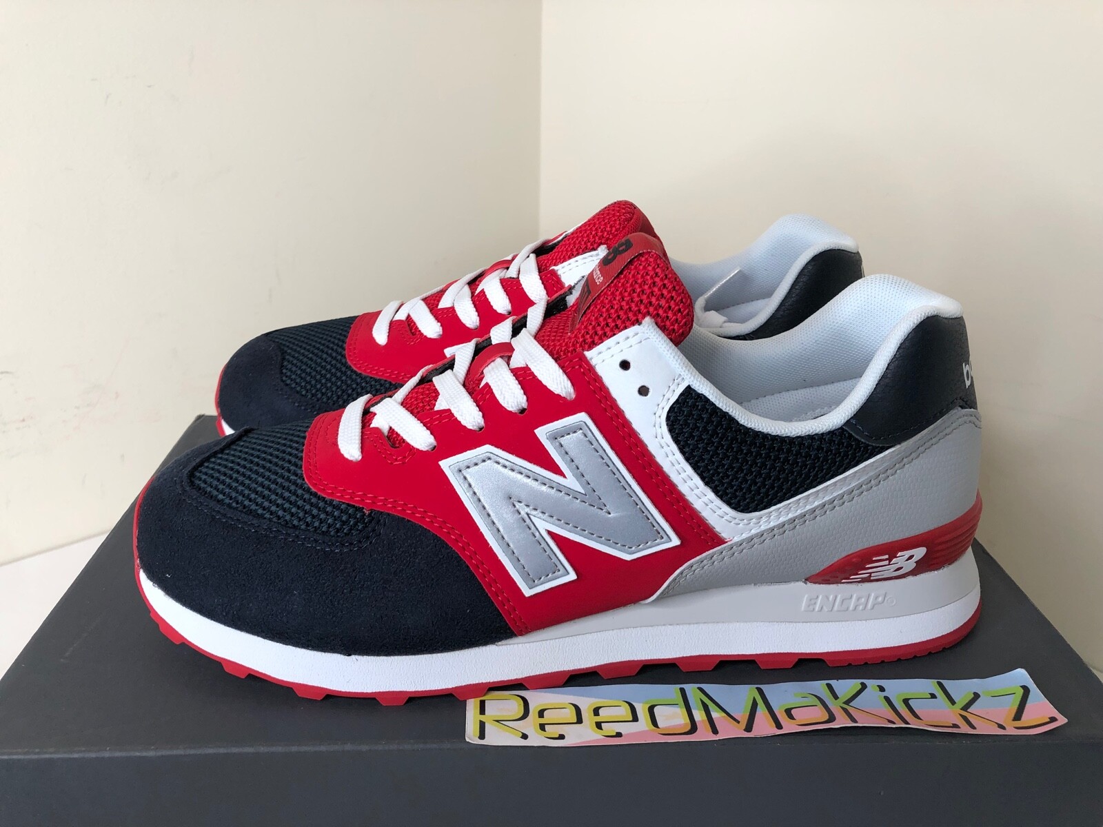 New Balance 574 Eclipse Red Navy Medium D Mens ML574SA1: купить с доставкой  из США, цена 12 380 руб - (175132698990)