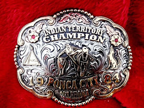 BULLDOGGING CHAMPION PRO RODEO TROPHY BUCKLE☆PONCA CITY