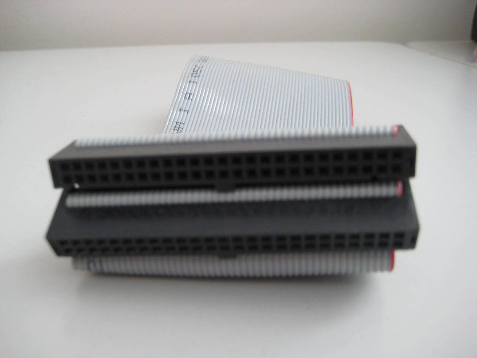 LOT OF 2   16in ATA PATA EIDE Cable 3 Device IDC 40 Pin Conductor