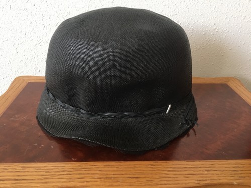 Vintage Womens Cloche Bucket Hat Flapper Girl Imported Felts