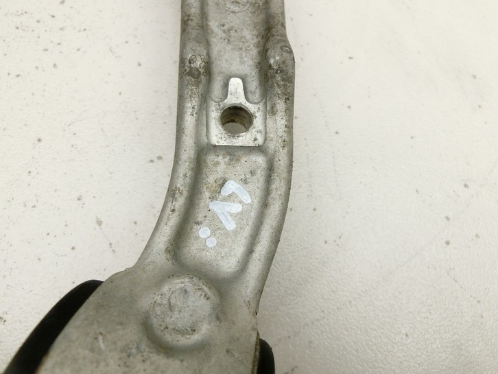 VW Touareg 7P 10-14 Querlenker Links Vorne Oben VW Touareg 7P 10-14 07.10.2011 7P0407021 gebraucht Vorschau 2