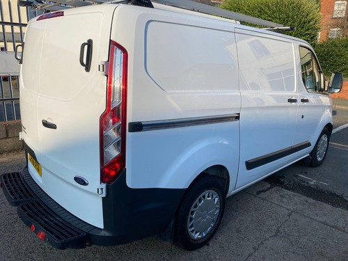 Ford Transit Custom image