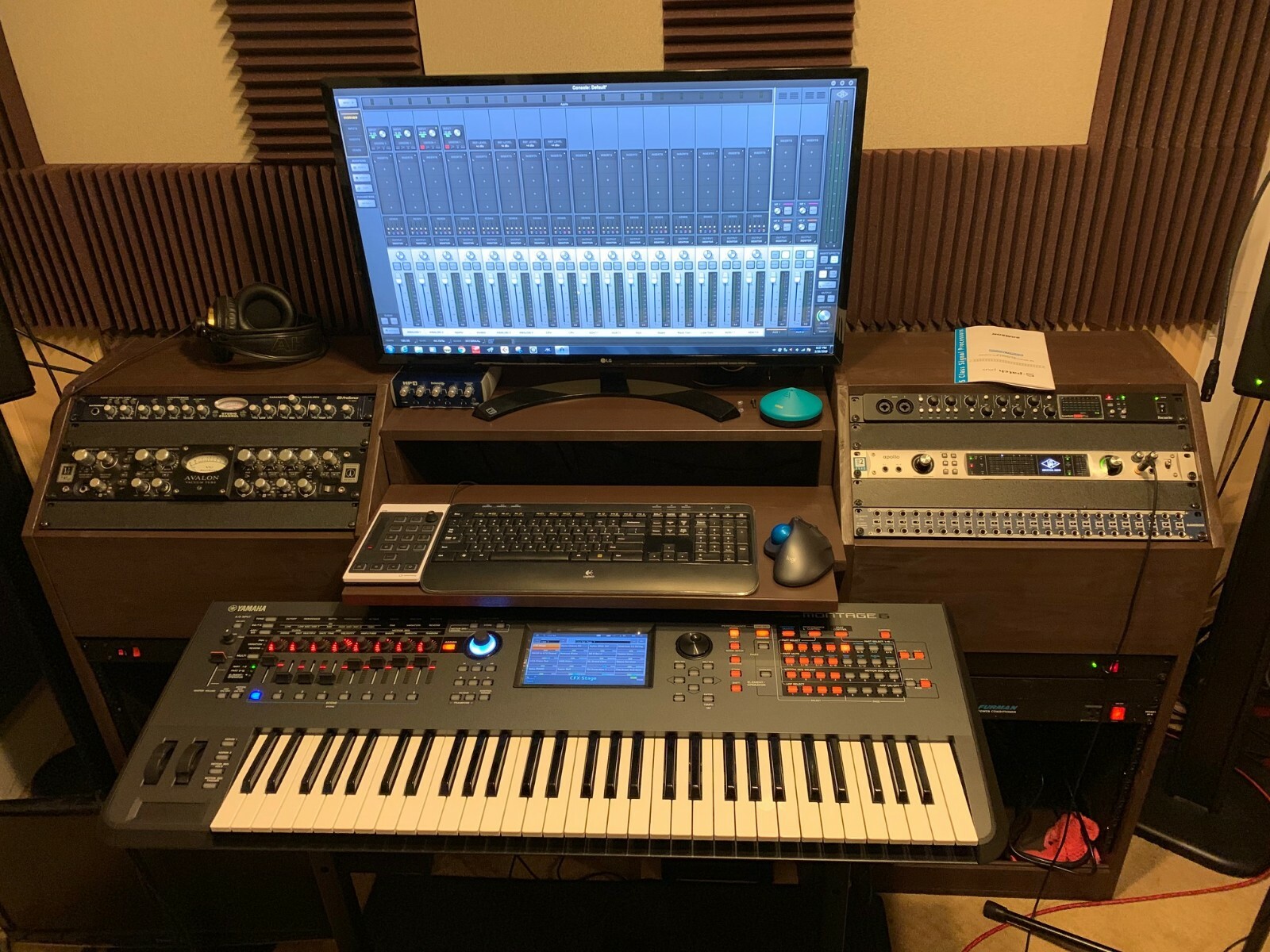 Yamaha Montage 6 61-key Synthesizer -- Mint condition