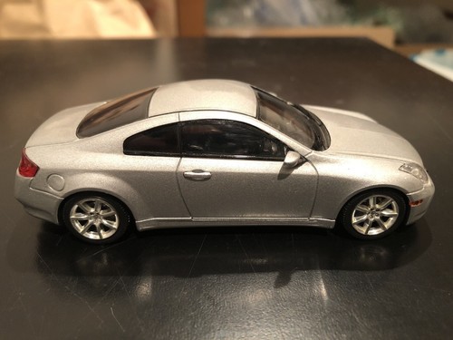 EBBROエブロ 日産NISSAN ノートニスモBrilliant Silver 1/43 NISSAN NOTE e-POWER NISMO Brilliant White Pearl【45438