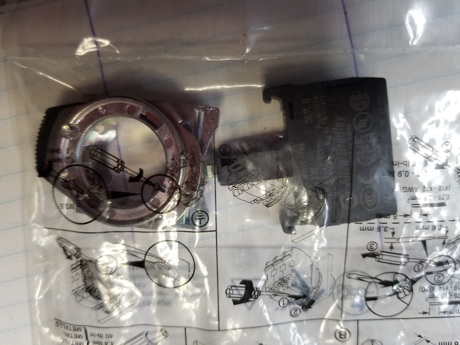 Allen-Badley 800FMN3W 800F-MN3W Contact Block - Picture 2 of 4
