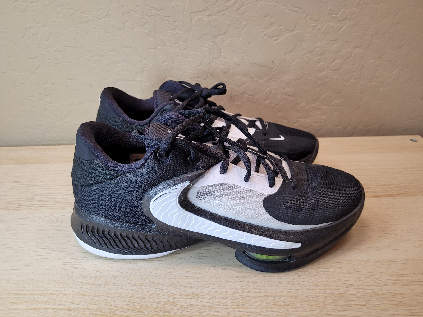 新品 ZOOM FREAK4 33cm Nike Zoom Freak 4 TB Men's Size 7.5 Black White Giannis