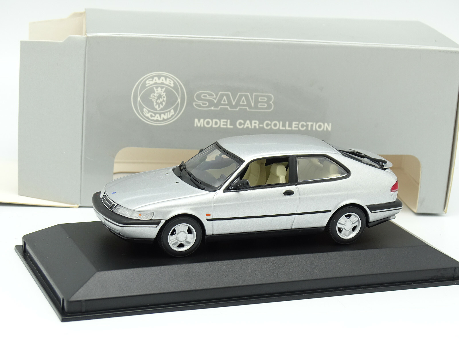 Minichamps 1/43 - Saab 900 SE TURBO 3 Doors Silver 1995 | eBay Minichamps 1/43 - Saab 900 SE TURBO 3 Doors Silver 1995 | eBay