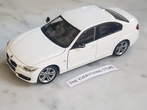 WELLY 1/18 BMW F30 335i アルピンホワイト Original Red/white 1:18 Welly BMW 335i 3 serie diecast