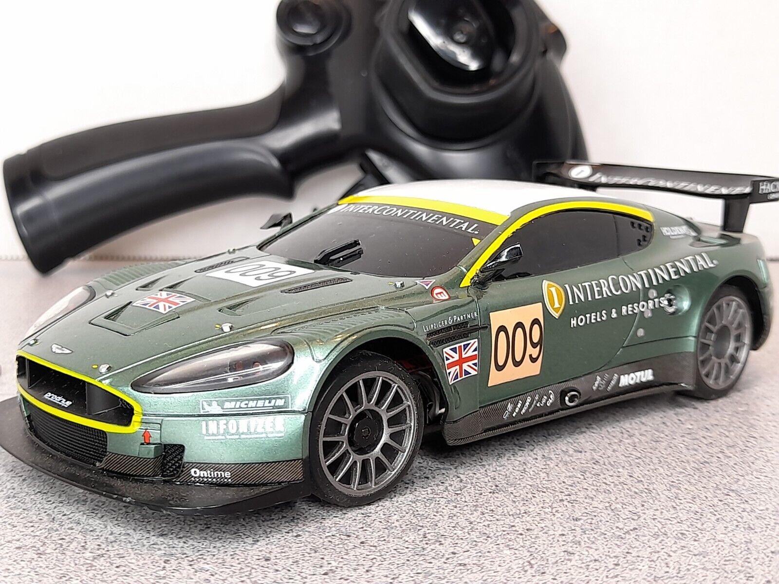 Kyosho Mini-Z Auto Scale Aston Martin DBR9 No.009 LeMans Kyosho Mini-Z Auto Scale Aston Martin DBR9 No.009 LeMans