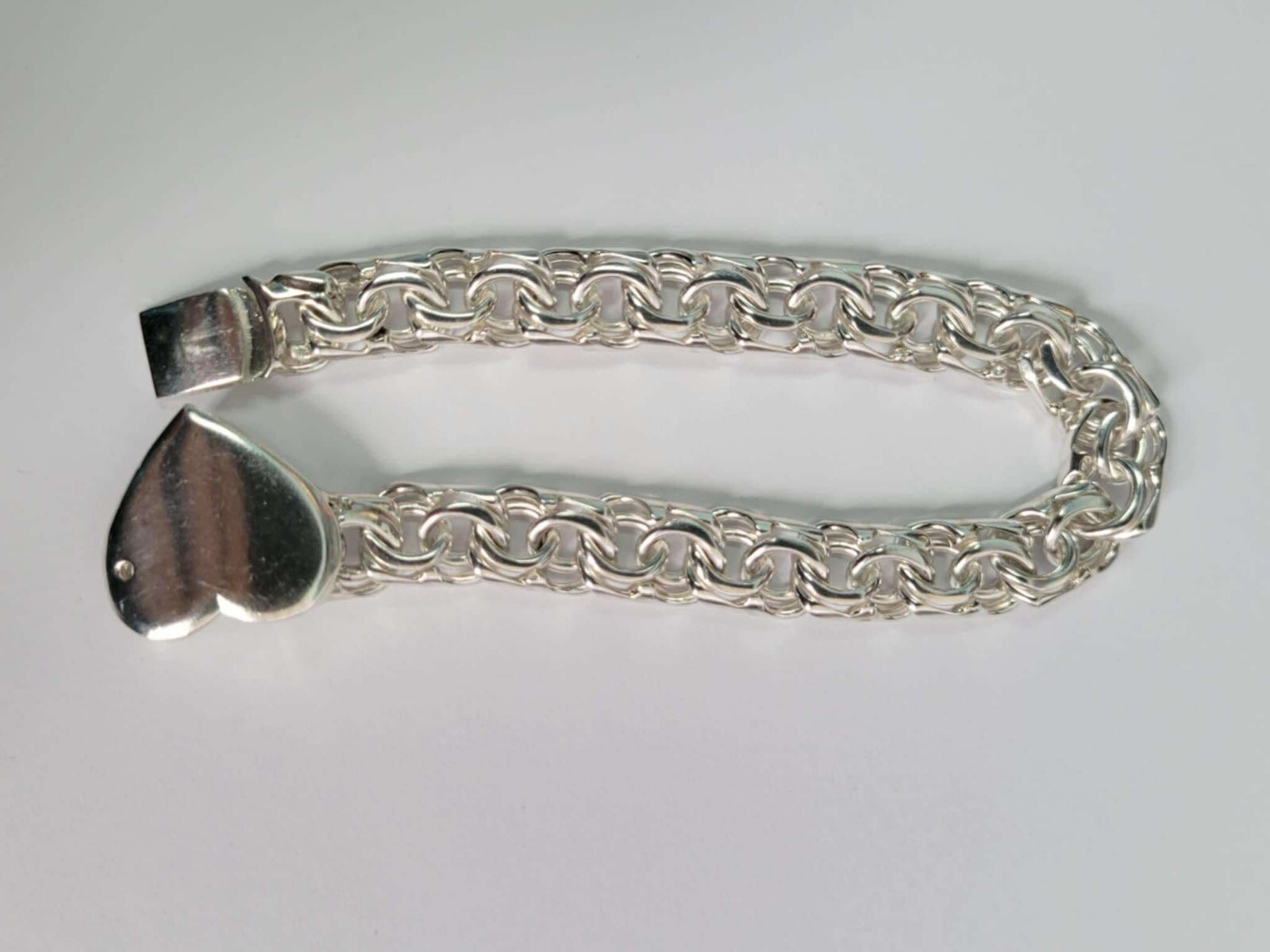 Womens 925 Sterling Silver Chino Link Heart Bracelet 7 inch