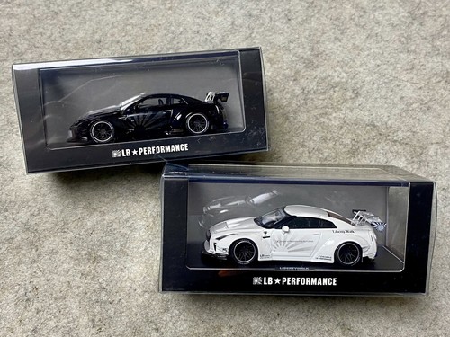 LB Works Nissan GT-R Black 1/64 ミニカー $_12.JPG?set_id=880000500F