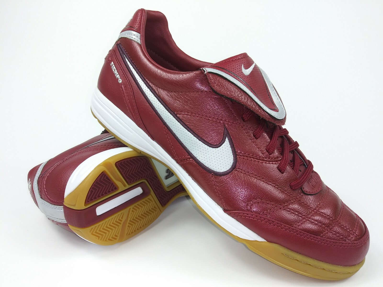 nike tiempo mistic