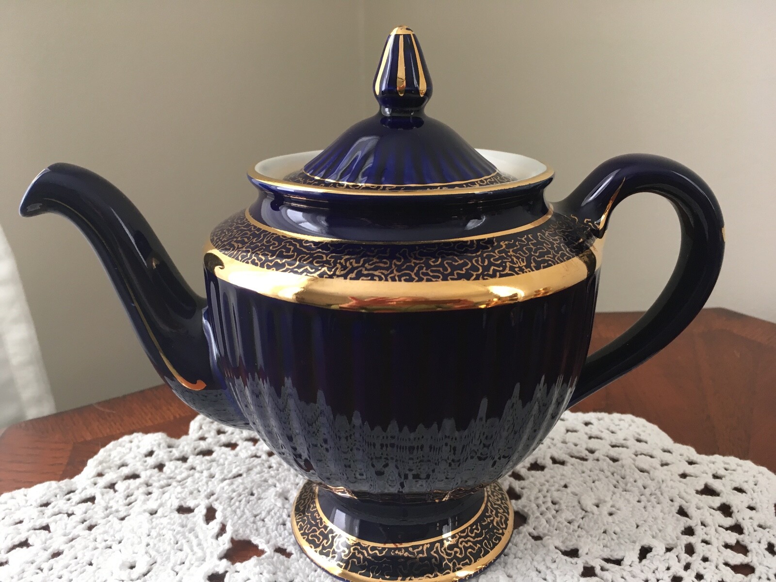 Hall China Cobalt Blue Teapot With Gold Trim - 083 Made In USA