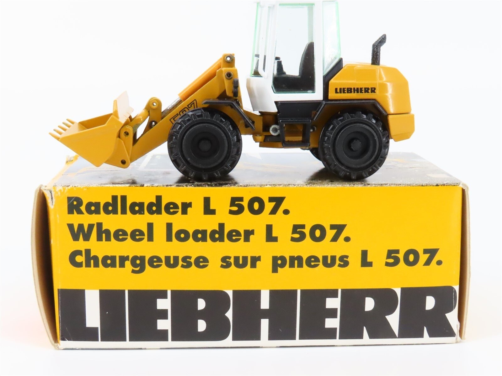 Liebherr ミニカー コンテナ付き 1/50 Liebherr L507 Wheel Loader - Conrad 1:50 Scale Diecast Model
