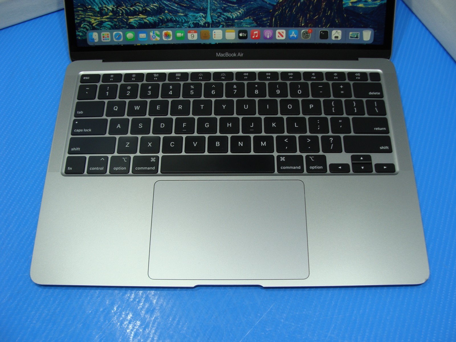 Apple MacBook Air 13" 2020 i7-1060NG7 16GB RAM 256GB SSD Monterey - Thumbnail 5