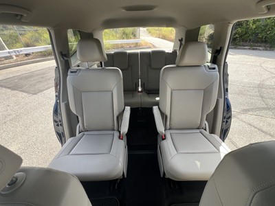 image 12 of interior