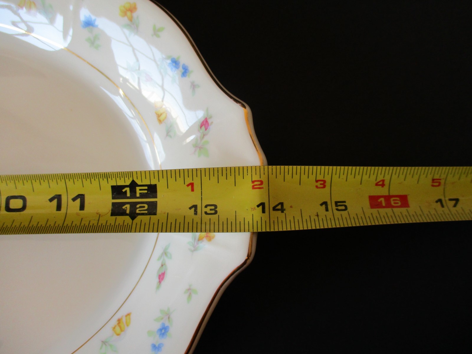 Syracuse Suzanne Oval Serving Platter 14