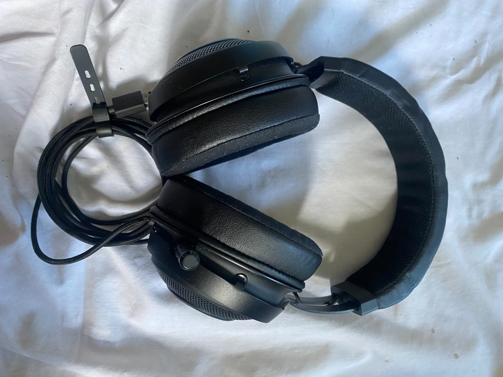 Razer Kraken Ultimate RGB USB Gaming Headset: THX 7.1 Spatial Surround Sound | eBay Razer Kraken Ultimate RGB USB Gaming Headset: THX 7.1 Spatial Surround Sound | eBay
