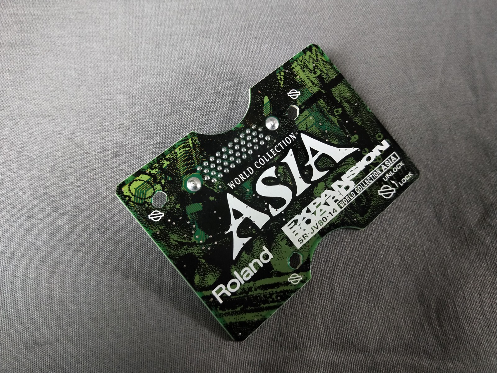 Roland SR-JV80-14 World Collection Asia Expansion In Roland SR-JV80-14 World Collection Asia Expansion In