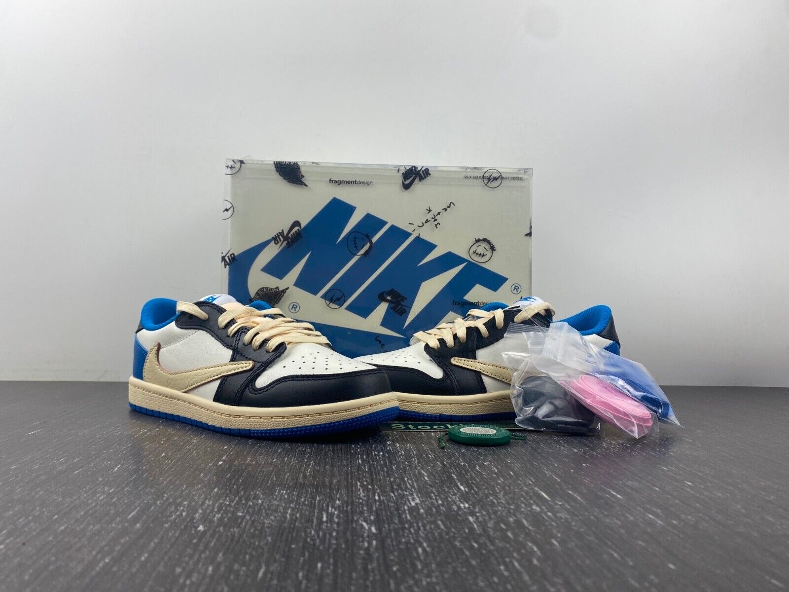 New Jordan 1 Retro Low OG SP Fragment x Travis Scott DM7866 New Jordan 1 Retro Low OG SP Fragment x Travis Scott DM7866