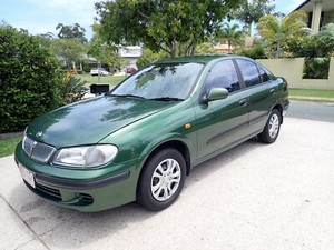 Nissan pulsar 2000