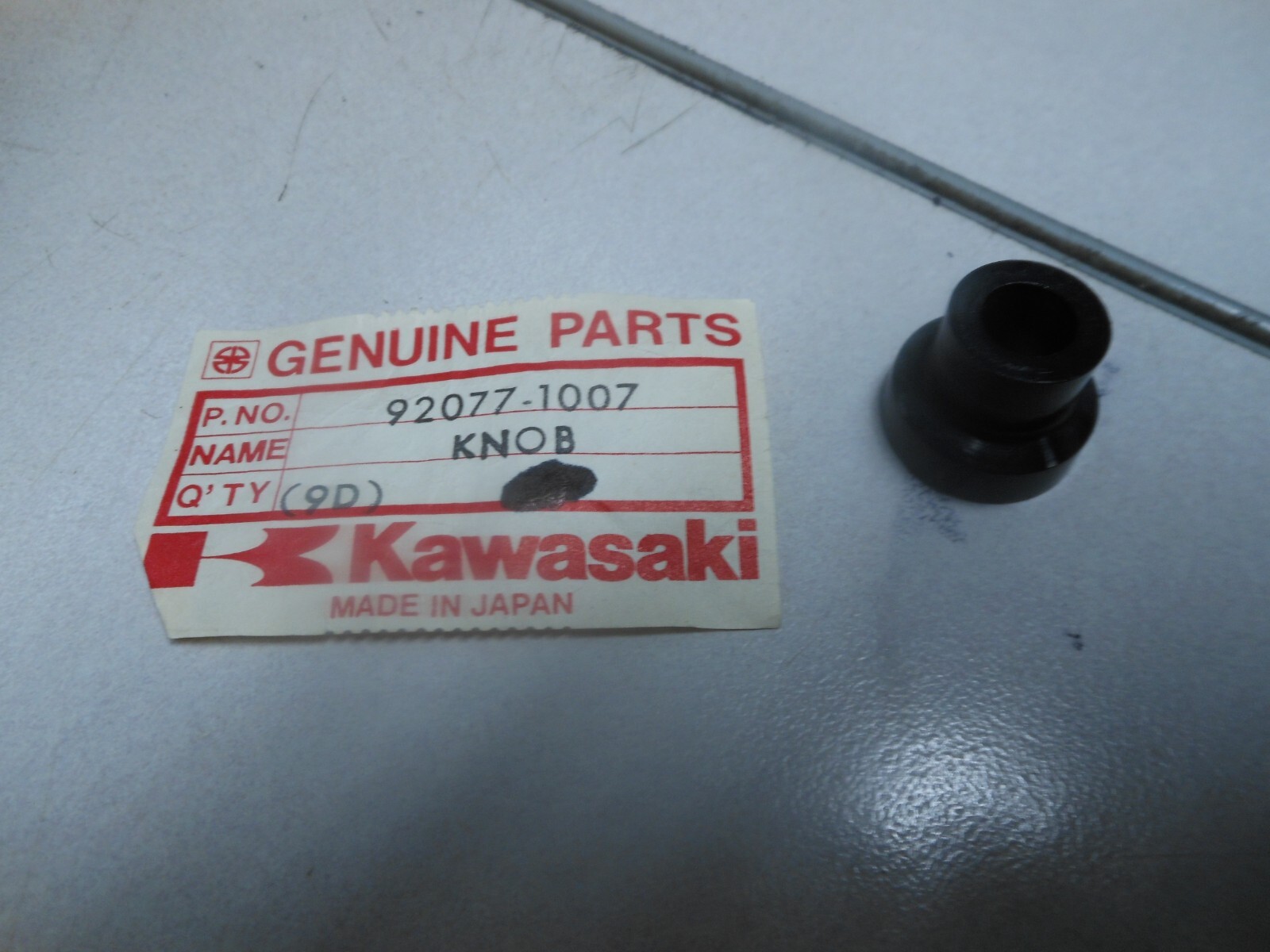 HUNDRED LINE -最終防衛学園-超探偵事件簿レインコード➕早期購入特典 NOS Kawasaki OEM Seat Stopper Knob 82 AR50/AR80 80-83 KE175